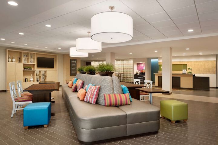 Hotel Interior 11 of 38