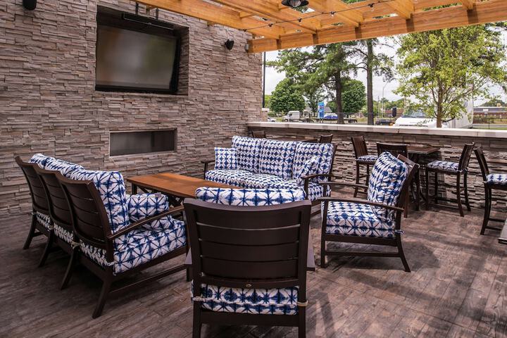 Terrace/Patio 56 of 61