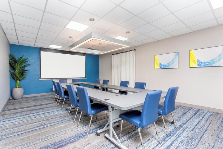 Holiday Inn Express & Suites Ormond Beach - North Daytona by IHG