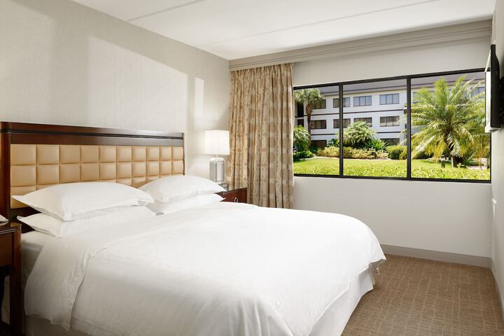 Room 22 of 59