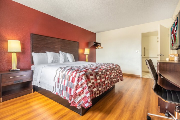 Room 22 of 32