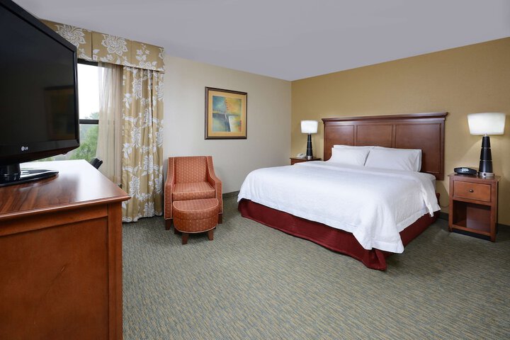 Room 13 of 39