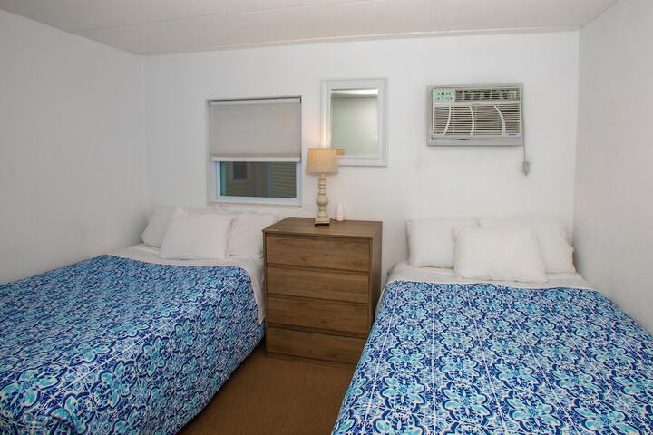 Room 14 of 21