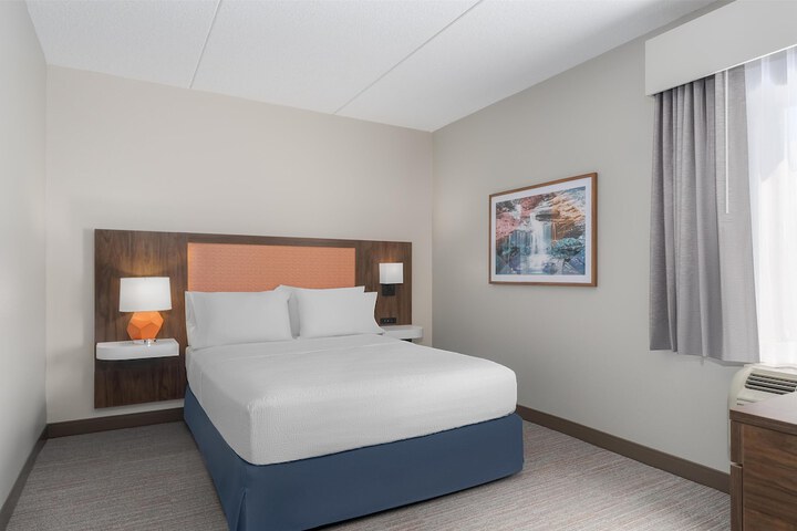 Hampton Inn by Hilton Altoona