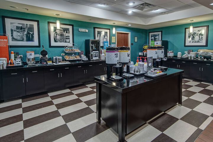 Hampton Inn & Suites Clarksville