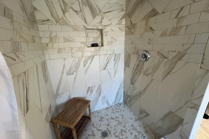 Room 45 of 99
