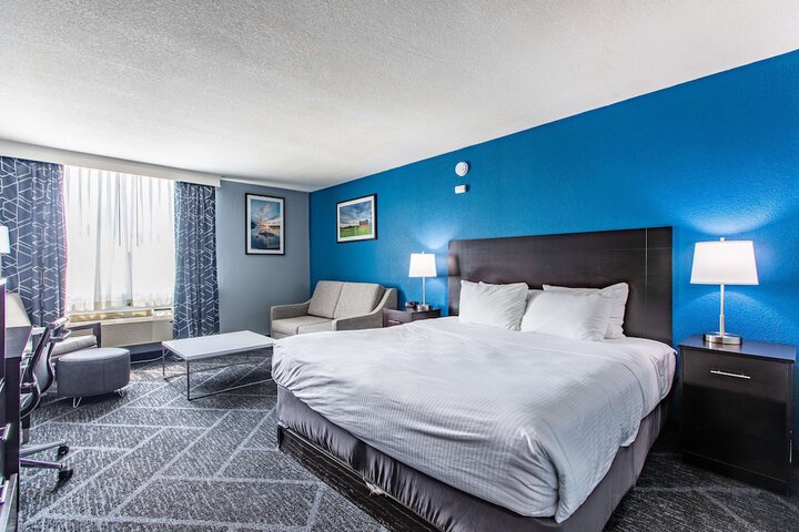 Room 17 of 72