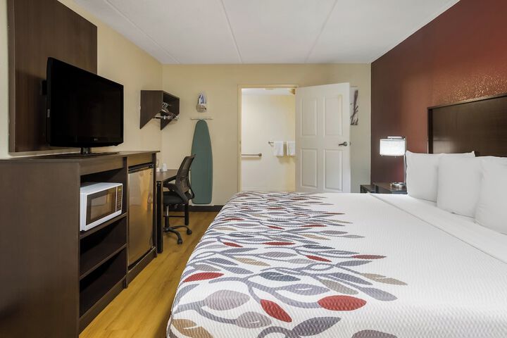 Room 21 of 34