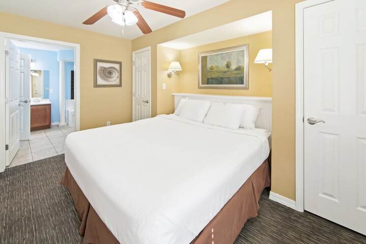 Room 35 of 74