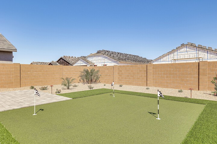 Maricopa Home w / Putting Green & Covered Patio!