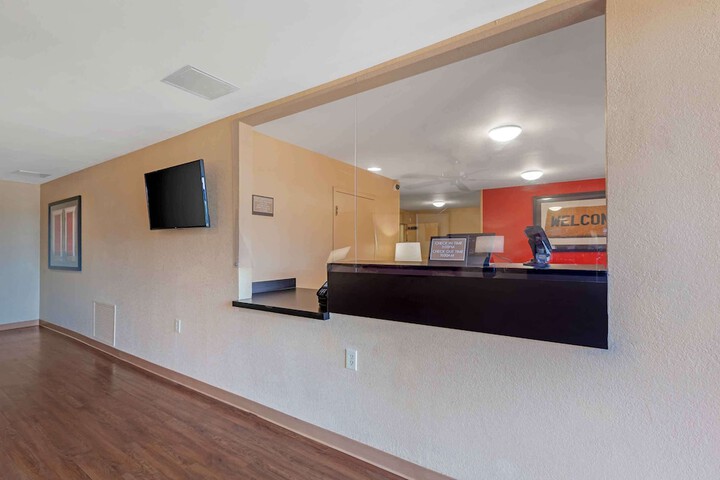 Hotel Interior 10 of 30