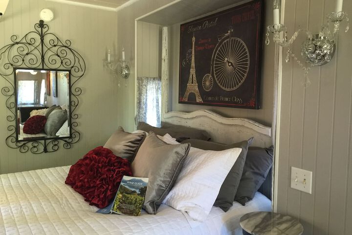 Featherbed Railroad B & B Resort