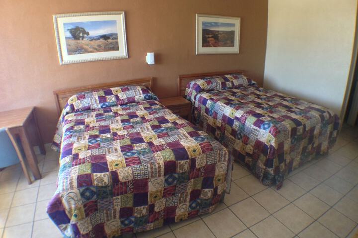 Room 27 of 50