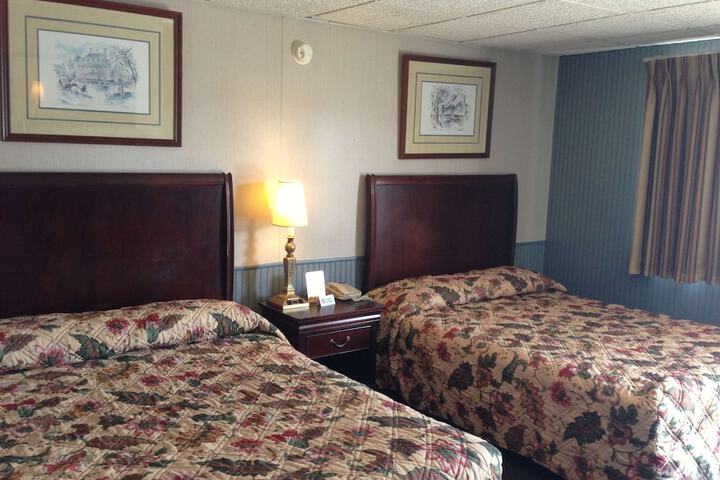 Room 12 of 21