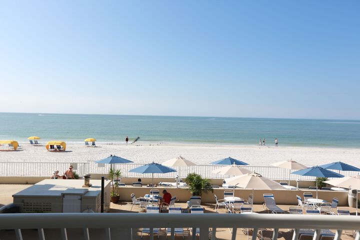 Shoreline Island Resort - Exclusively Adult