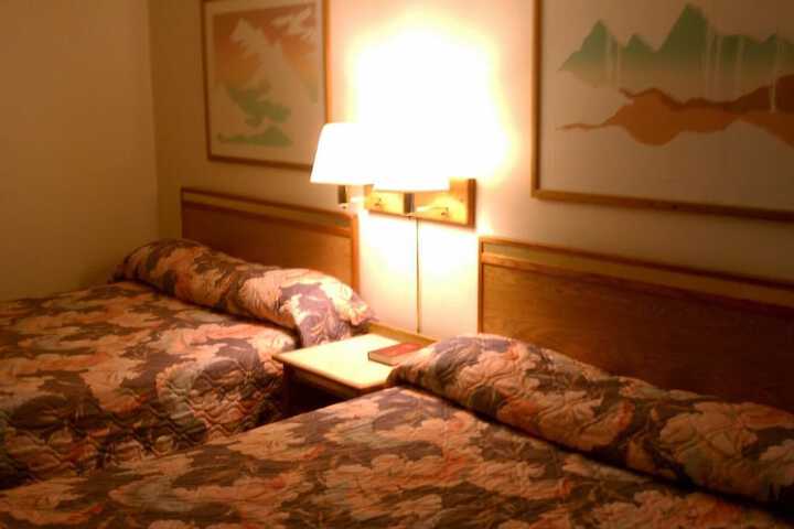 Room 16 of 22