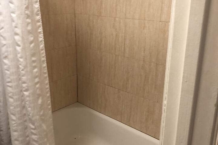 Room 18 of 19