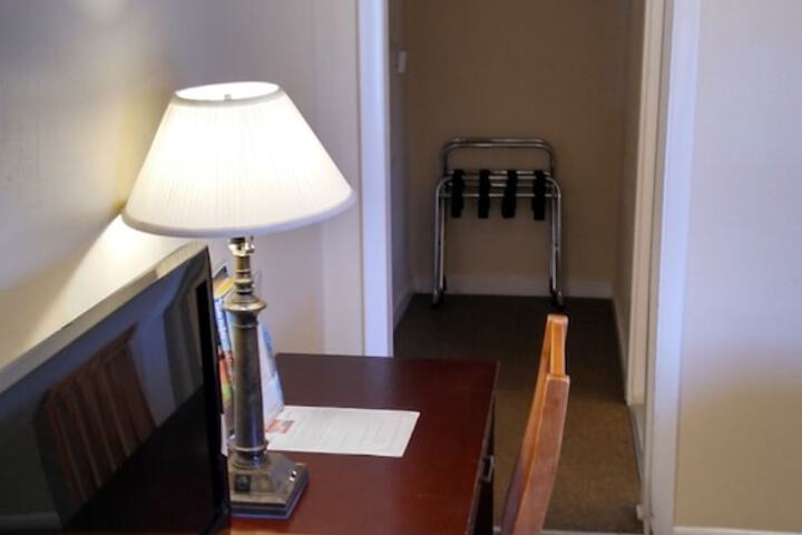 Room 26 of 46