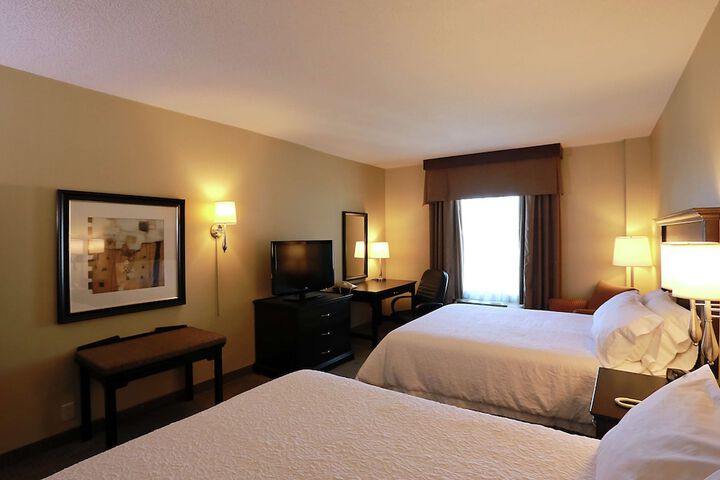 Hampton Inn & Suites by Hilton Laval