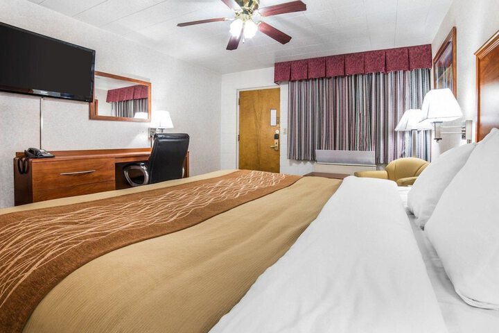 Room 17 of 25