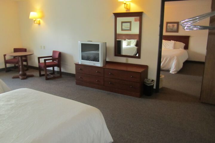 Room 20 of 36