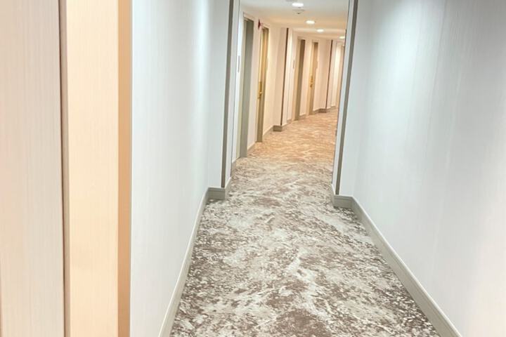 Ballroom/Hall 40 of 43