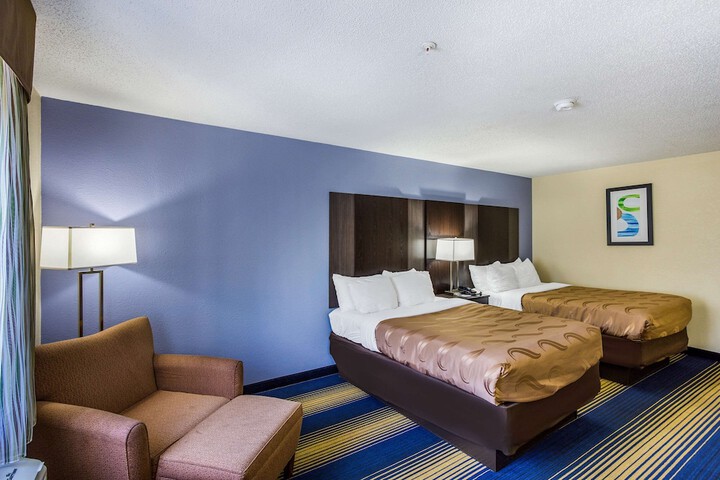 Room 15 of 36