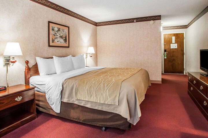 Room 14 of 25