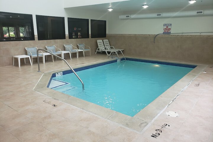 Pool 5 of 14