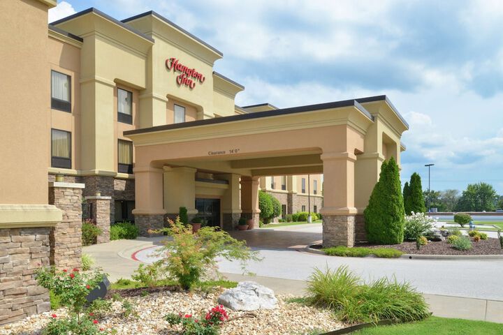 Hotel 2 of 30