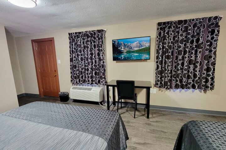 Budget Inn & Suites