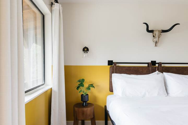 Room 43 of 52