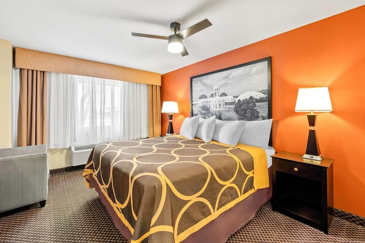 Super 8 by Wyndham Marana / Tucson Area