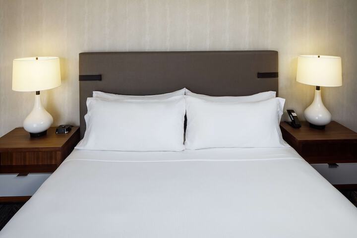 Room 20 of 64