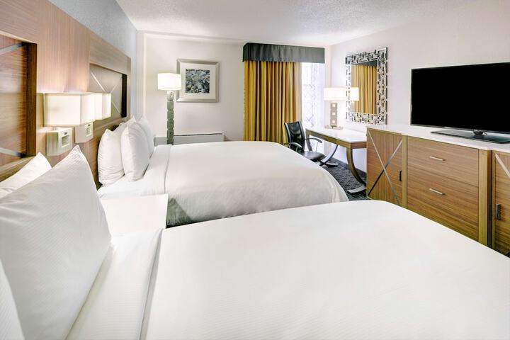 Room 8 of 42