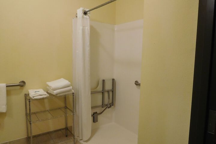 Room 44 of 58