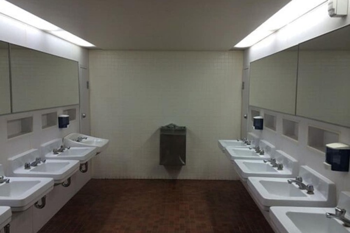 Room 16 of 25