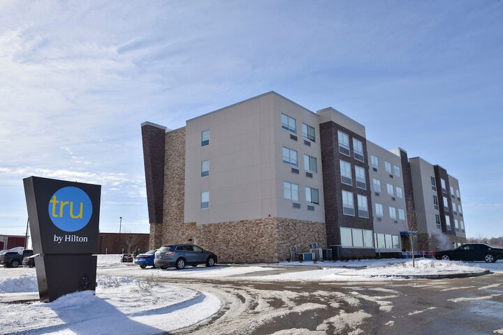 Hotel 4 of 40