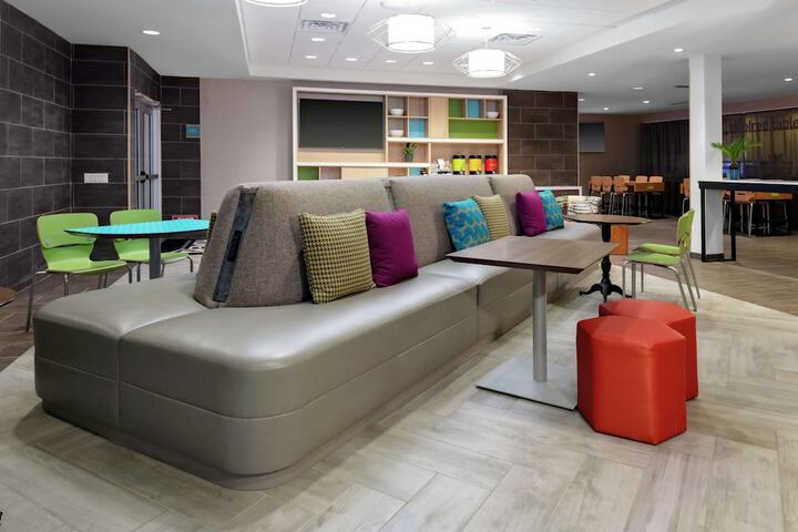 Home2 Suites by Hilton North Charleston-University Blvd