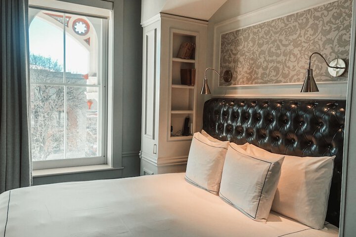 The Adelphi Hotel
