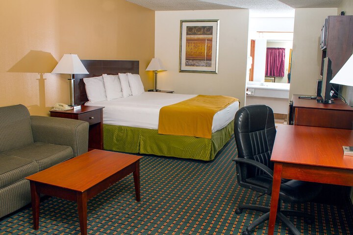 Budget Inn and Suites