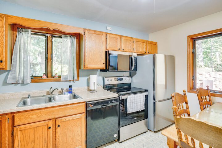 Waterfront Fond du Lac Home on Deneveu Lake!