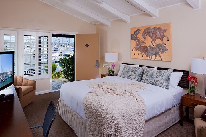 Room 29 of 60