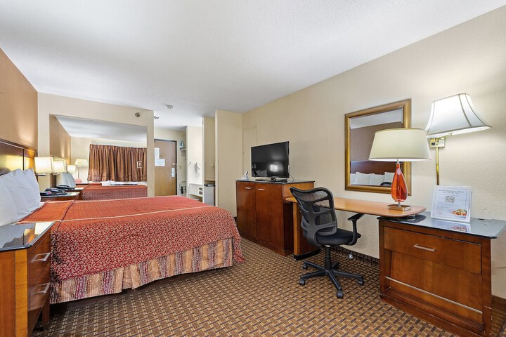 Room 30 of 40