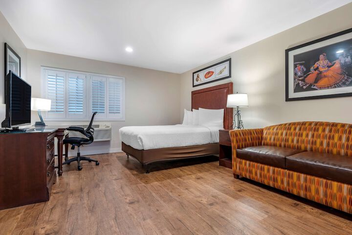 Room 30 of 54