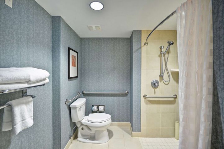 Hyatt Place Chicago / Naperville/Warrenville
