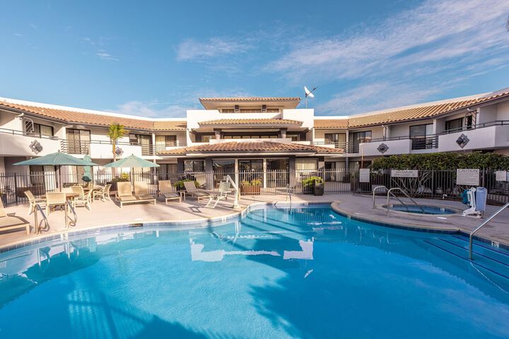 Courtyard by Marriott San Diego Del Mar / Solana Beach
