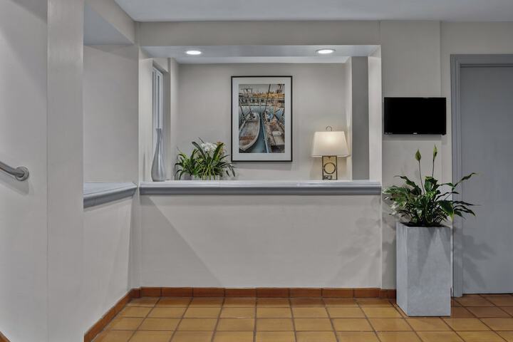 Hotel Interior 7 of 23