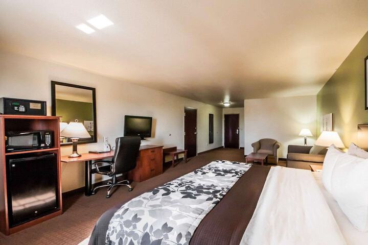 Sleep Inn & Suites Shamrock