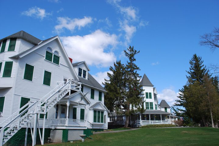 Hotel 7 of 217